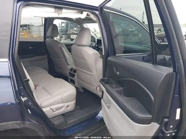 5FNYF6H55GB078984 2016 HONDA PILOT - Image 8