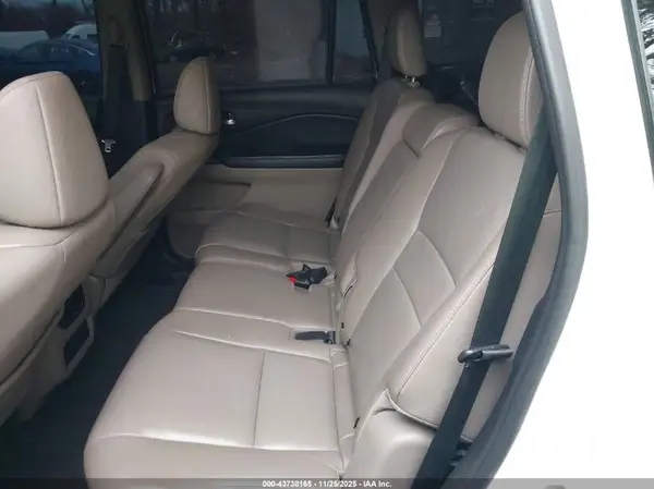 5FNYF6H55GB082761 2016 HONDA PILOT - Image 8