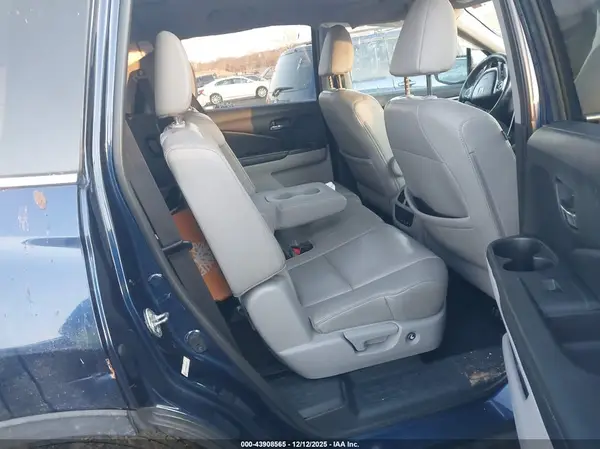 5FNYF6H55GB102202 2016 HONDA PILOT - Image 8