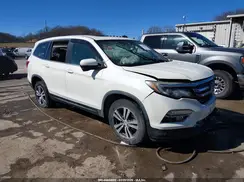 5FNYF6H55HB017121 2017 HONDA PILOT