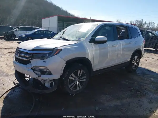 5FNYF6H55HB017121 2017 HONDA PILOT - Image 2