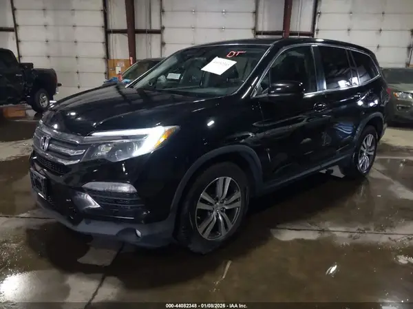 5FNYF6H55HB025056 2017 HONDA PILOT - Image 2