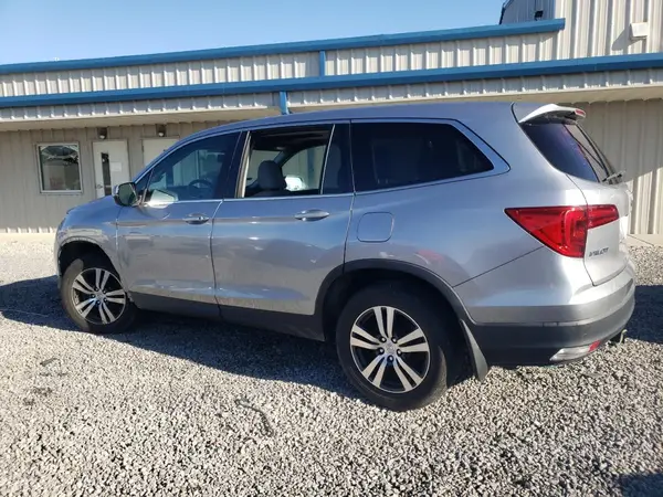 5FNYF6H55HB030077 2017 HONDA PILOT - Image 2