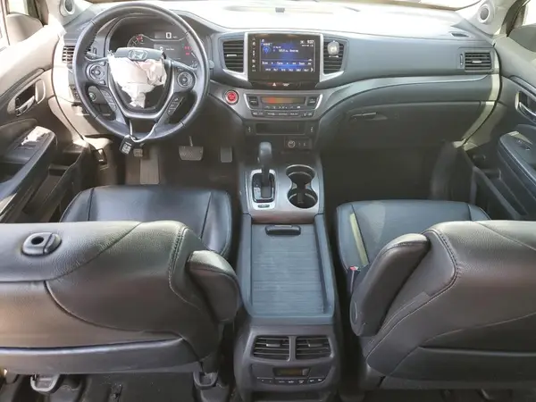 5FNYF6H55HB036977 2017 HONDA PILOT - Image 8