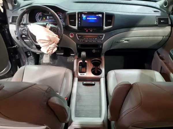 5FNYF6H55HB073219 2017 HONDA PILOT - Image 8