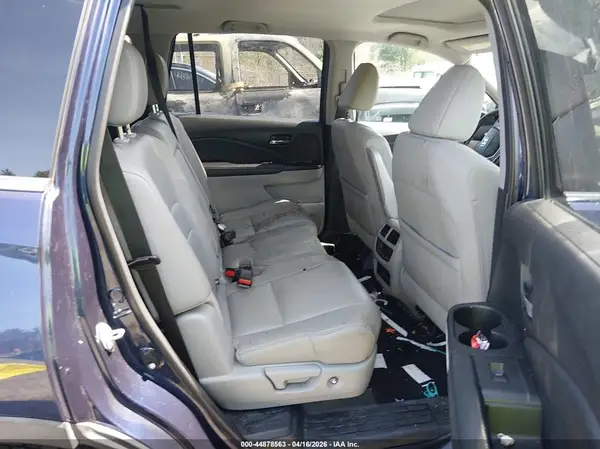 5FNYF6H55HB077786 2017 HONDA PILOT - Image 8
