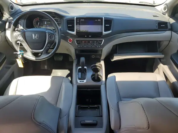 5FNYF6H55HB091168 2017 HONDA PILOT - Image 8