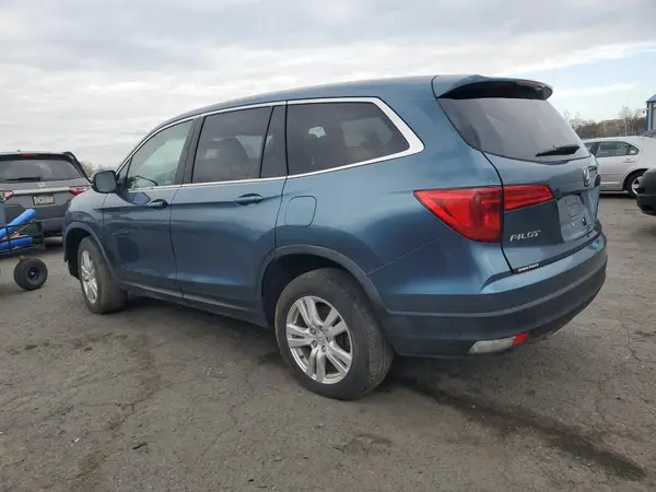 5FNYF6H55HB093521 2017 HONDA PILOT - Image 2