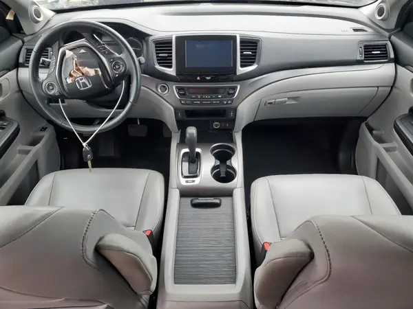 5FNYF6H55HB093521 2017 HONDA PILOT - Image 8