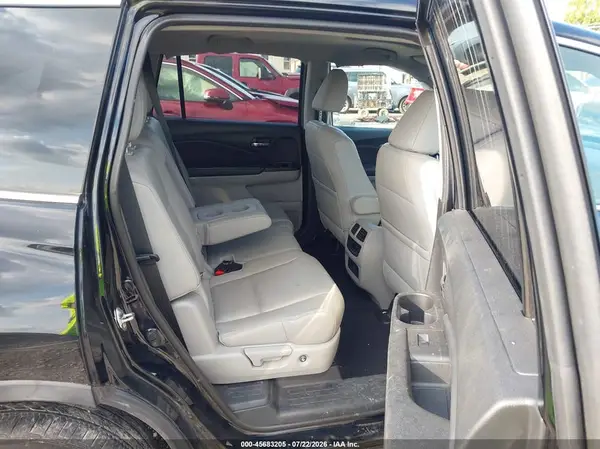 5FNYF6H55HB095687 2017 HONDA PILOT - Image 8