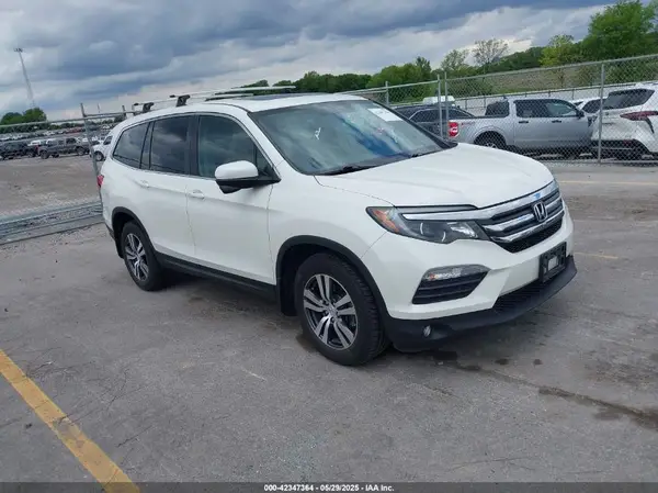 5FNYF6H55HB098573 2017 HONDA PILOT - Image 1