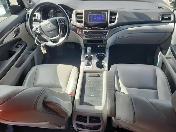 5FNYF6H55JB008716 2018 HONDA PILOT - Image 8