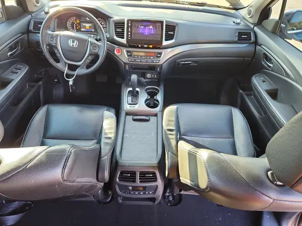 5FNYF6H55JB009087 2018 HONDA PILOT - Image 8
