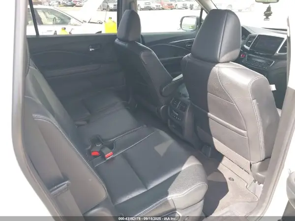 5FNYF6H55JB019084 2018 HONDA PILOT - Image 8
