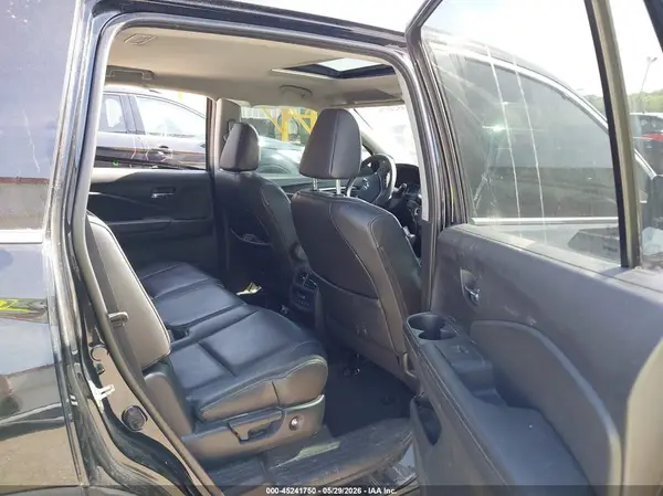 5FNYF6H55JB029873 2018 HONDA PILOT - Image 8