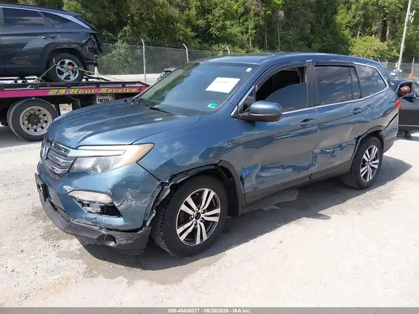 5FNYF6H55JB035415 2018 HONDA PILOT - Image 2