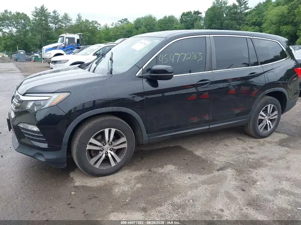 5FNYF6H55JB037908 2018 HONDA PILOT - Image 2