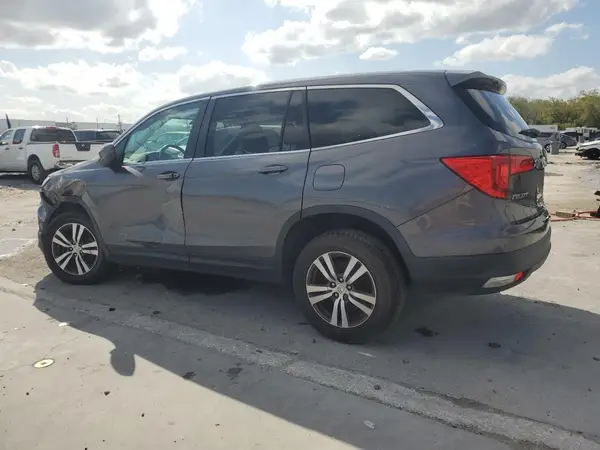 5FNYF6H55JB038962 2018 HONDA PILOT - Image 2