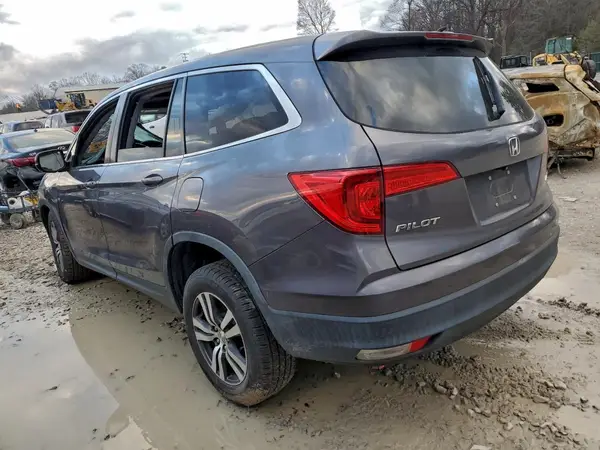5FNYF6H55JB039349 2018 HONDA PILOT - Image 2