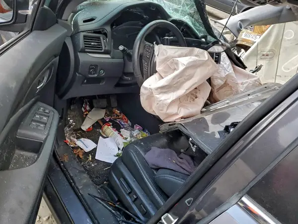 5FNYF6H55JB039349 2018 HONDA PILOT - Image 8