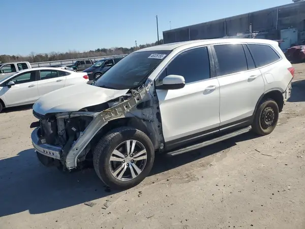 5FNYF6H55JB040582 2018 HONDA PILOT - Image 1