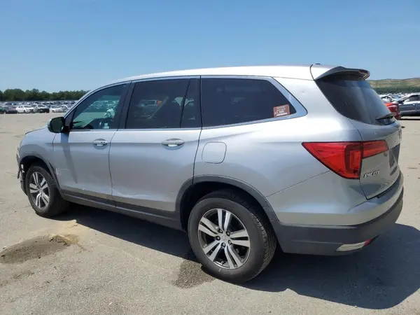 5FNYF6H55JB052067 2018 HONDA PILOT - Image 2
