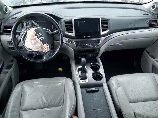 5FNYF6H55JB053168 2018 HONDA PILOT - Image 8