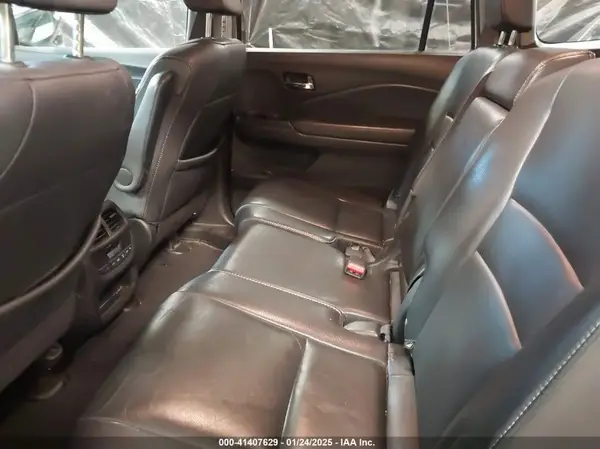 5FNYF6H55JB054904 2018 HONDA PILOT - Image 8