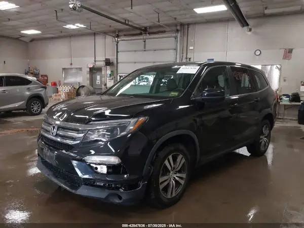 5FNYF6H55JB062100 2018 HONDA PILOT - Image 2