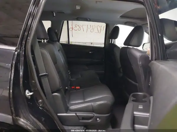 5FNYF6H55JB062100 2018 HONDA PILOT - Image 8
