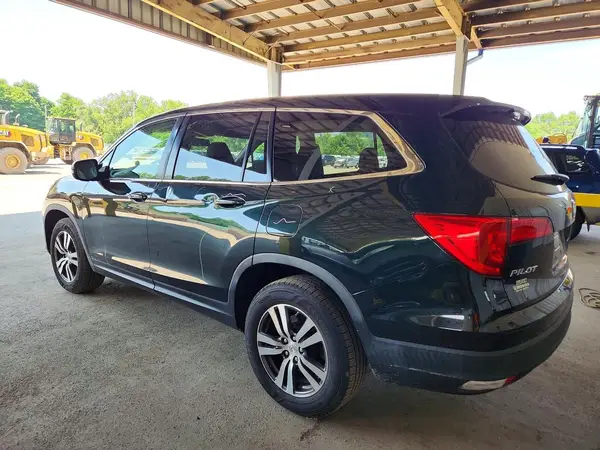 5FNYF6H55JB064607 2018 HONDA PILOT - Image 2