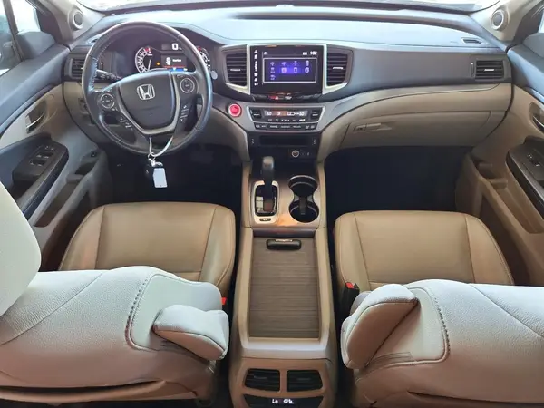 5FNYF6H55JB064607 2018 HONDA PILOT - Image 8