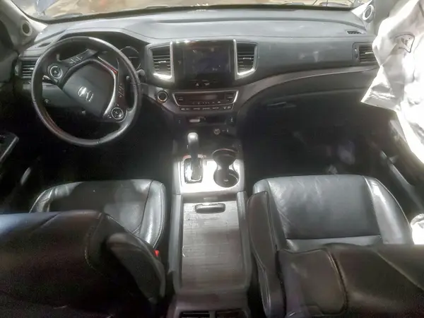 5FNYF6H55JB067071 2018 HONDA PILOT - Image 8