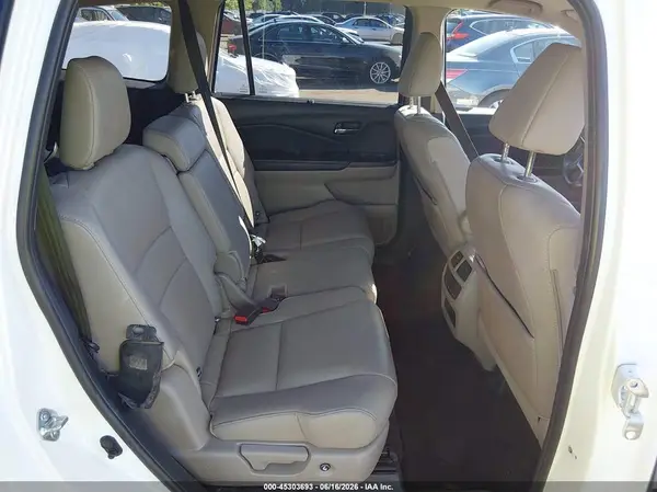 5FNYF6H55KB013769 2019 HONDA PILOT - Image 8