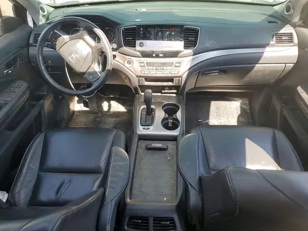 5FNYF6H55KB034251 2019 HONDA PILOT - Image 8