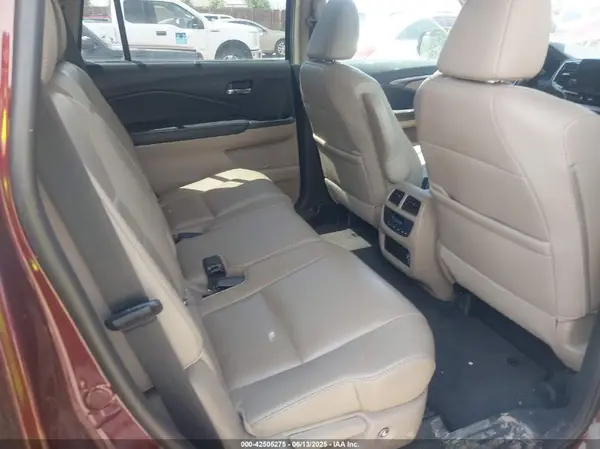 5FNYF6H55KB039143 2019 HONDA PILOT - Image 8