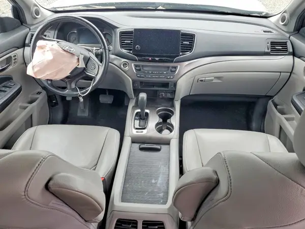 5FNYF6H55KB047856 2019 HONDA PILOT - Image 8