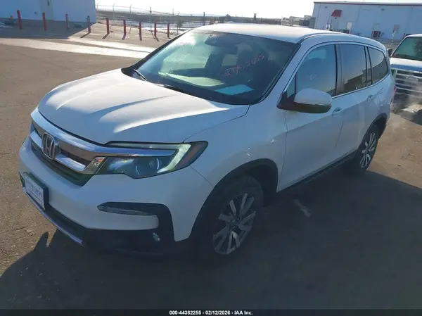 5FNYF6H55KB074068 2019 HONDA PILOT - Image 2