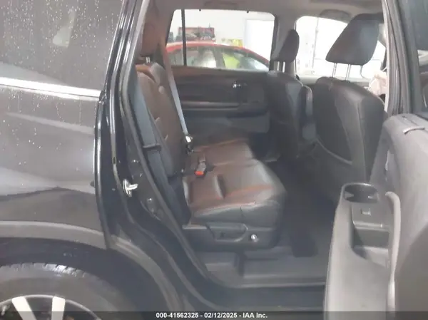 5FNYF6H55KB083790 2019 HONDA PILOT - Image 8