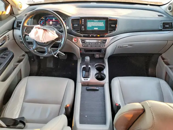 5FNYF6H55KB086883 2019 HONDA PILOT - Image 8