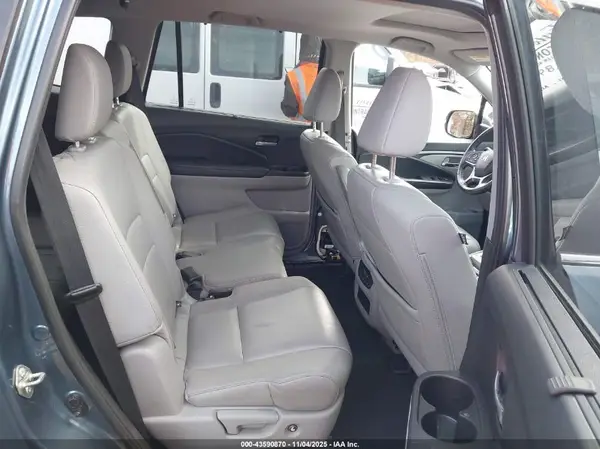 5FNYF6H55LB021372 2020 HONDA PILOT - Image 8