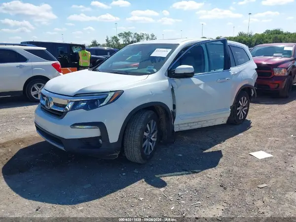 5FNYF6H55LB067820 2020 HONDA PILOT - Image 2