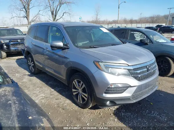 5FNYF6H56GB045976 2016 HONDA PILOT - Image 1
