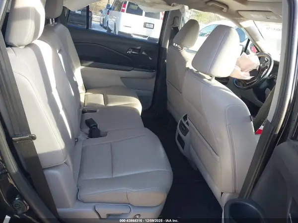 5FNYF6H56GB055181 2016 HONDA PILOT - Image 8