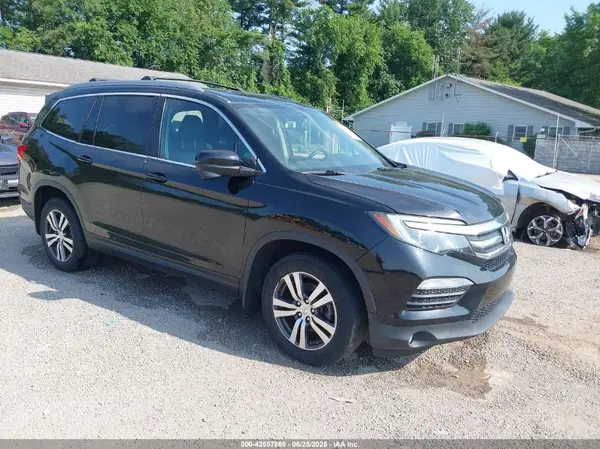 5FNYF6H56GB061837 2016 HONDA PILOT - Image 1