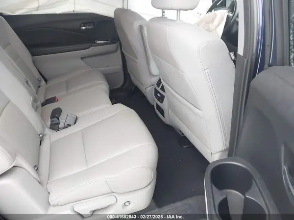 5FNYF6H56GB099715 2016 HONDA PILOT - Image 8