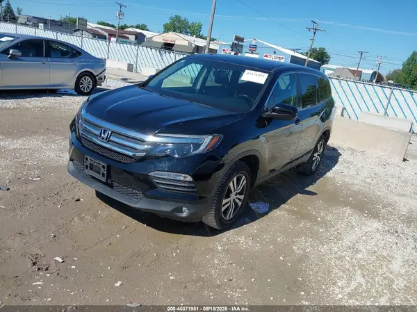 5FNYF6H56HB005222 2017 HONDA PILOT - Image 2
