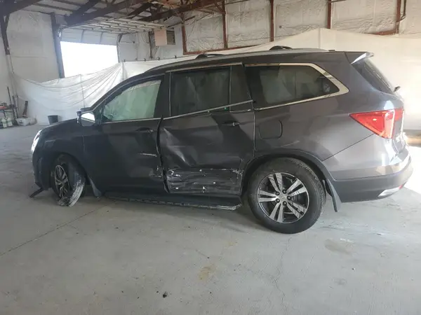 5FNYF6H56HB014700 2017 HONDA PILOT - Image 2
