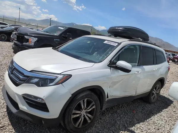 5FNYF6H56HB041718 2017 HONDA PILOT - Image 1