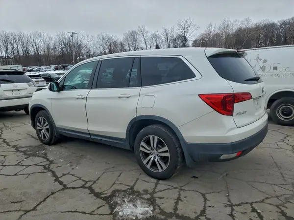 5FNYF6H56HB044747 2017 HONDA PILOT - Image 2
